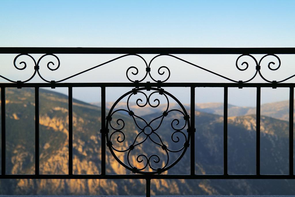 Ellinon Thea Arachova Quarto foto
